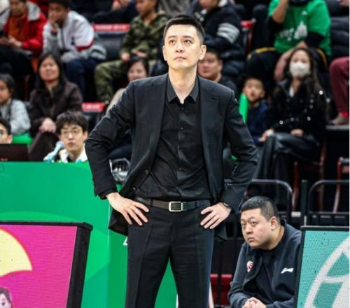 杜锋弃用中,锋引热议,徐昕缺席赛,半岛体育平台,半岛体育官方网站,半岛体育登录入口,半岛体育app下载